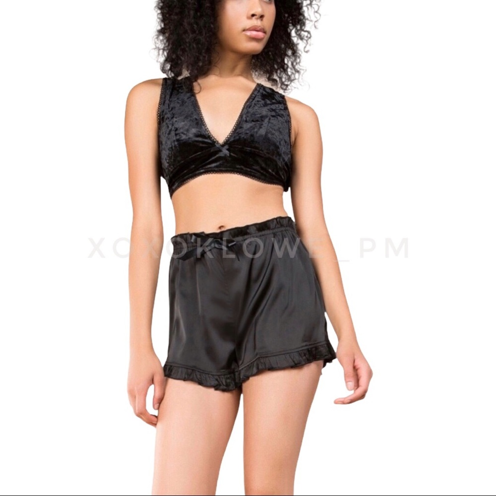POL Black Silky Satin Ruffled Trim Shorts - Picture 3 of 11